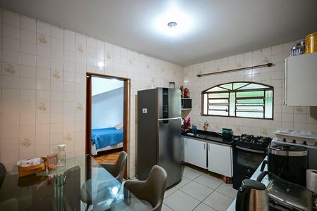 Casa à venda com 480m², 7 quartos e 21 vagasCozinha 1 da Casa 1