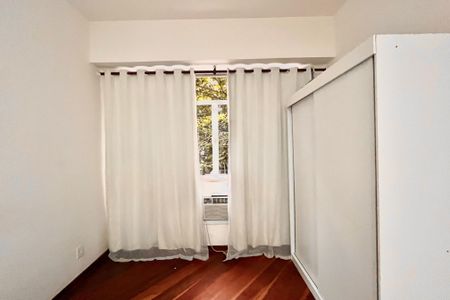 Quarto de apartamento à venda com 1 quarto, 30m² em Copacabana, Rio de Janeiro