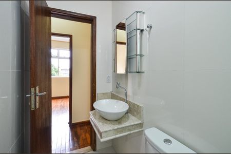 Apartamento para alugar com 70m², 3 quartos e 2 vagasBanheiro Social