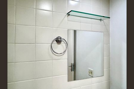 Apartamento para alugar com 61m², 3 quartos e 1 vaga Apartamento para alugar com 61m², 3 quartos e 1 vagaBanheiro da Suíte