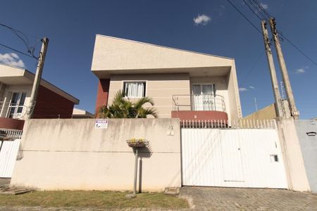 Casa para alugar com 94m², 3 quartos e 2 vagas Casa para alugar com 94m², 3 quartos e 2 vagasFachada