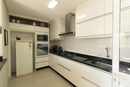 Casa para alugar com 94m², 3 quartos e 2 vagas Casa para alugar com 94m², 3 quartos e 2 vagasCozinha