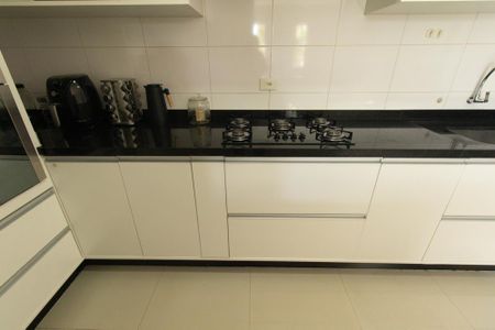 Casa para alugar com 94m², 3 quartos e 2 vagas Casa para alugar com 94m², 3 quartos e 2 vagasCozinha