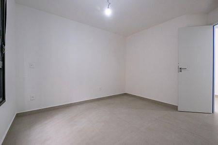 Casa de condomínio à venda com 140m², 2 quartos e 2 vagas Casa de condomínio à venda com 140m², 2 quartos e 2 vagasSuíte