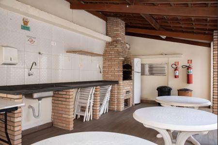 Apartamento à venda com 70m², 2 quartos e sem vagaÁrea comum - Churrasqueira