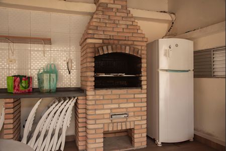 Apartamento à venda com 70m², 2 quartos e sem vagaÁrea comum - Churrasqueira