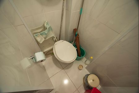 Apartamento à venda com 70m², 2 quartos e sem vagaBanheiro de Serviço