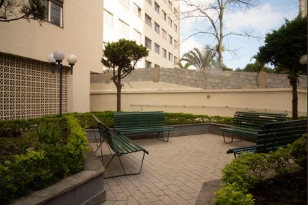 Apartamento à venda com 70m², 2 quartos e sem vagaÁrea comum