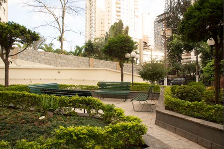 Apartamento à venda com 70m², 2 quartos e sem vagaÁrea comum