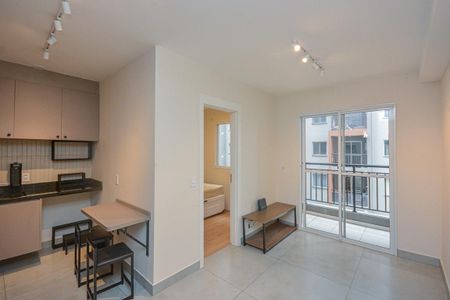 Sala de apartamento para alugar com 2 quartos, 35m² em Vila Isa, São Paulo