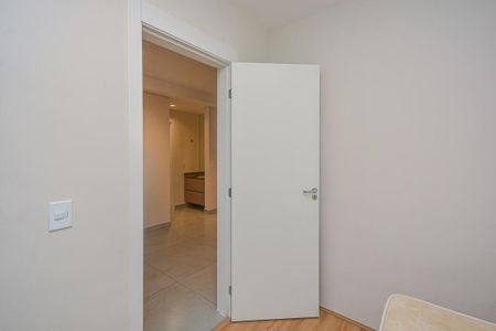 Quarto 1 de apartamento para alugar com 2 quartos, 35m² em Vila Isa, São Paulo