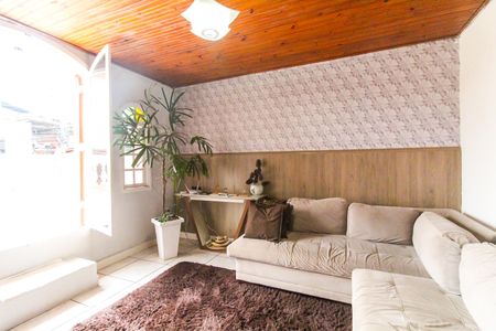 Sala de casa para alugar com 3 quartos, 140m² em Vila Nova Curuca, São Paulo