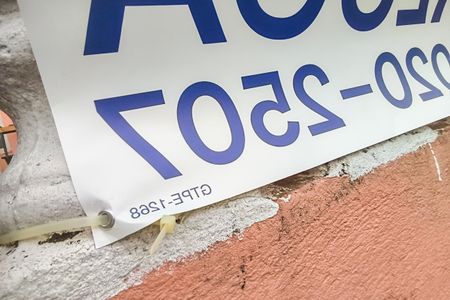 Casa para alugar com 140m², 3 quartos e 3 vagasGTPE - 1268