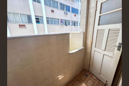 Apartamento à venda com 92m², 3 quartos e 1 vagaÁrea de Serviço