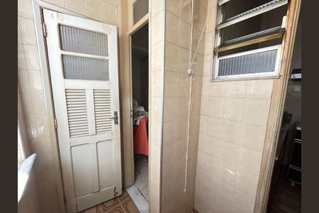 Apartamento à venda com 92m², 3 quartos e 1 vagaÁrea de Serviço
