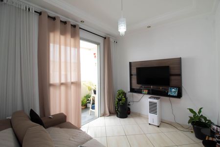 Sala de apartamento à venda com 3 quartos, 72m² em Jardim Bom Clima, Guarulhos