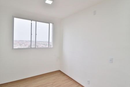 Sala de apartamento para alugar com 2 quartos, 46m² em Chácaras Tubalina E Quartel, Uberlândia