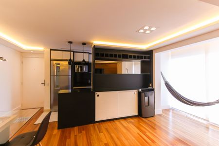 Apartamento para alugar com 72m², 2 quartos e 1 vagaSala