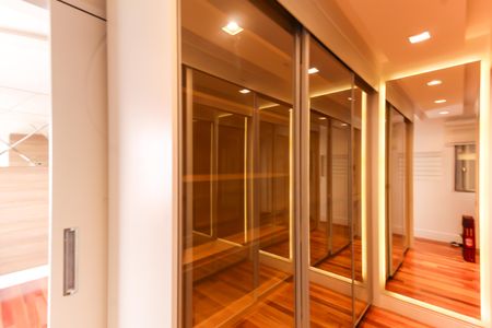 Apartamento para alugar com 72m², 2 quartos e 1 vagaCloset do quarto 2