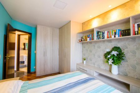 Casa à venda com 220m², 3 quartos e 5 vagasQuarto 2