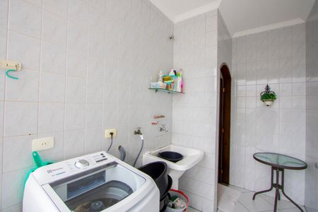 Casa à venda com 220m², 3 quartos e 5 vagasÁrea de serviço