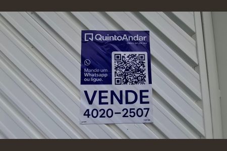 Casa à venda com 220m², 3 quartos e 5 vagasPlaquinha