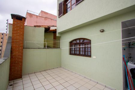 Casa à venda com 220m², 3 quartos e 5 vagasÁrea externa