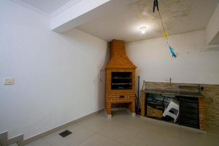 Casa à venda com 220m², 3 quartos e 5 vagasChurrasqueira