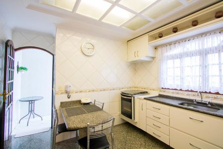 Casa à venda com 220m², 3 quartos e 5 vagasCozinha