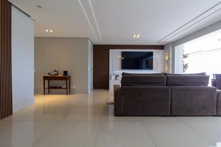 Apartamento à venda com 160m², 3 quartos e 2 vagasSala