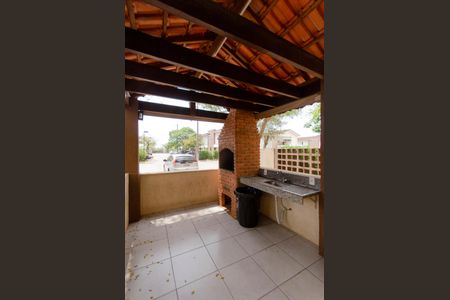 Casa de condomínio para alugar com 120m², 3 quartos e 2 vagasÁrea Comum - Churrasqueira 