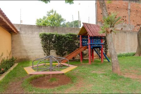 Casa de condomínio para alugar com 120m², 3 quartos e 2 vagasÁrea Comum - Playground 