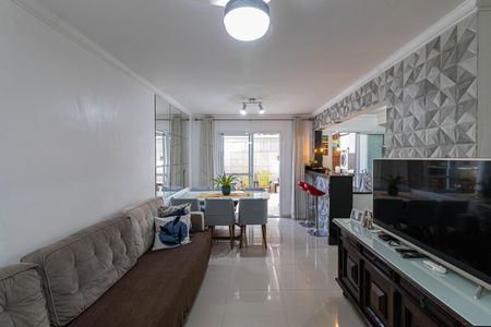 Sala de casa de condomínio para alugar com 3 quartos, 120m² em Jardim Santa Maria, São Paulo