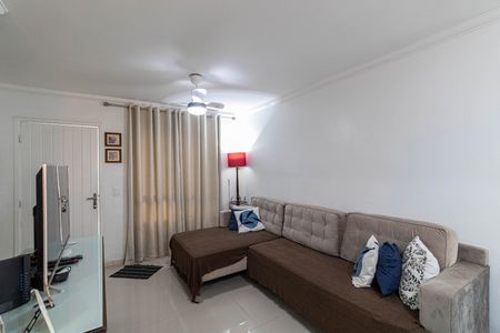 Casa de condomínio para alugar com 120m², 3 quartos e 2 vagasSala