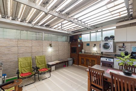 Casa de condomínio para alugar com 120m², 3 quartos e 2 vagasÁrea de Serviço e Churrasqueira