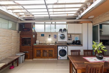 Casa de condomínio para alugar com 120m², 3 quartos e 2 vagasÁrea de Serviço e Churrasqueira