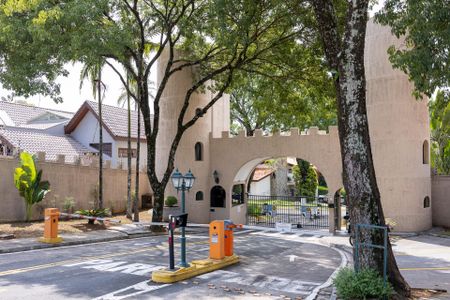 Casa de condomínio para alugar com 415m², 4 quartos e 4 vagasFachada e portaria