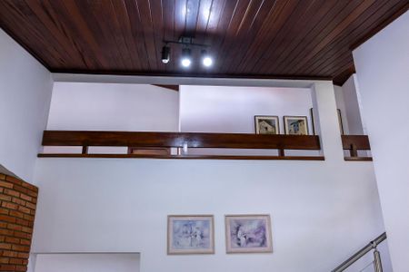 Casa de condomínio para alugar com 415m², 4 quartos e 4 vagasDetalhe Sala