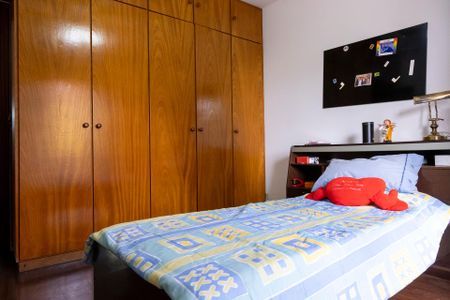 Casa de condomínio para alugar com 415m², 4 quartos e 4 vagasQuarto