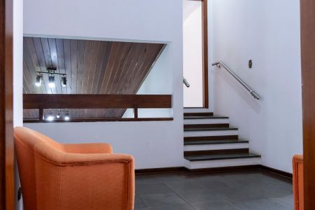 Casa de condomínio para alugar com 415m², 4 quartos e 4 vagasSala/Quarto