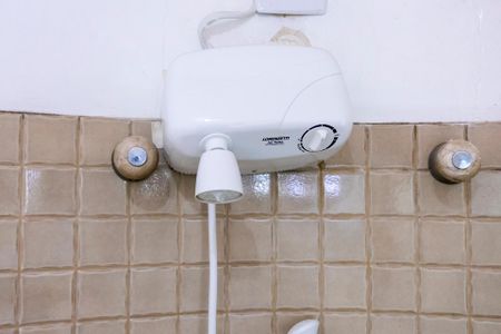 Casa de condomínio para alugar com 415m², 4 quartos e 4 vagasChuveiro