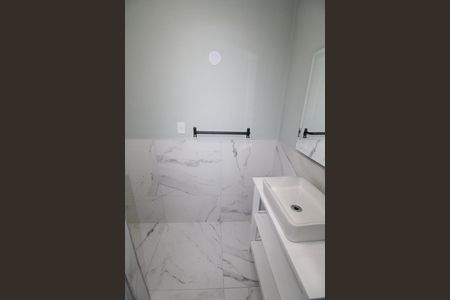 Banheiro de apartamento para alugar com 1 quarto, 50m² em Centro, São José dos Campos