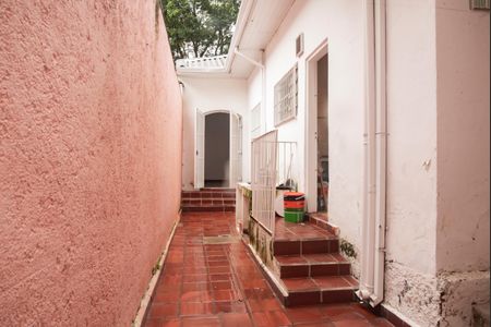 Casa para alugar com 110m², 2 quartos e sem vagaQuintal