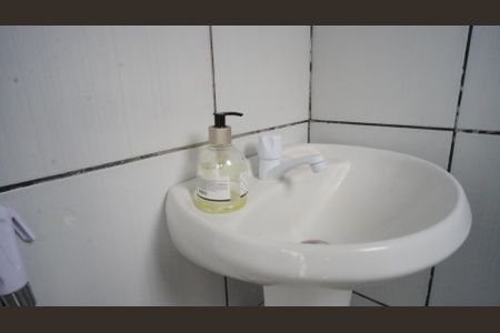 Casa à venda com 128m², 4 quartos e 2 vagas Casa à venda com 128m², 4 quartos e 2 vagasBanheiro 3