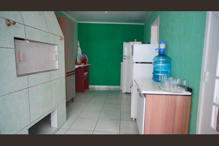 Casa à venda com 128m², 4 quartos e 2 vagas Casa à venda com 128m², 4 quartos e 2 vagasCozinha