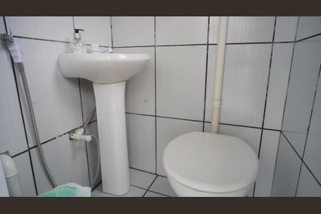 Casa à venda com 128m², 4 quartos e 2 vagas Casa à venda com 128m², 4 quartos e 2 vagasBanheiro 3