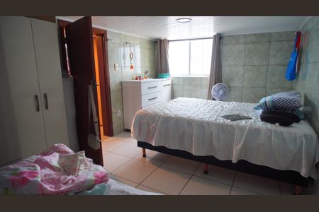 Casa à venda com 128m², 4 quartos e 2 vagas Casa à venda com 128m², 4 quartos e 2 vagasQuarto 4