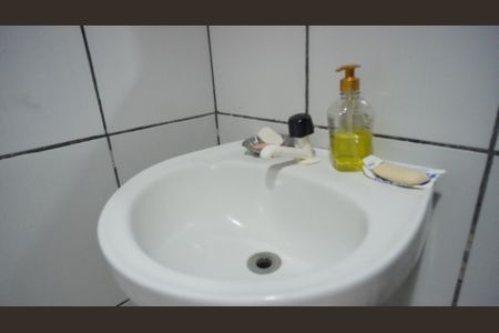 Casa à venda com 128m², 4 quartos e 2 vagas Casa à venda com 128m², 4 quartos e 2 vagasBanheiro 2