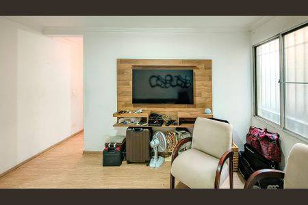 Sala de apartamento para alugar com 2 quartos, 57m² em Parque das Arvores, São Paulo