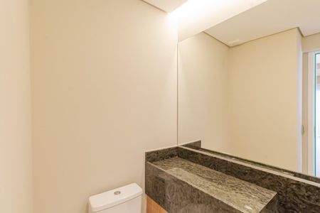 Apartamento à venda com 200m², 4 quartos e 1 vaga Apartamento à venda com 200m², 4 quartos e 1 vagaLavabo